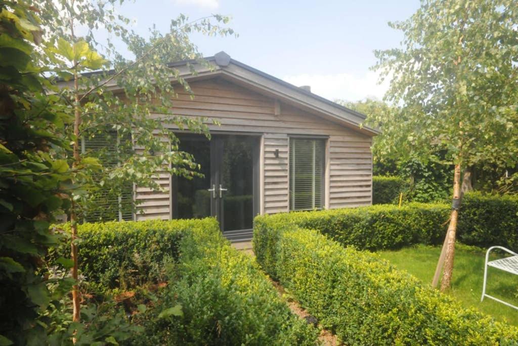צ'לטנהם The Cabin מראה חיצוני תמונה